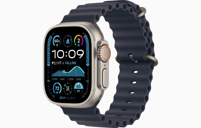 Apple Watch Ultra2 49mm Natural Titanium Navy Ocean Band